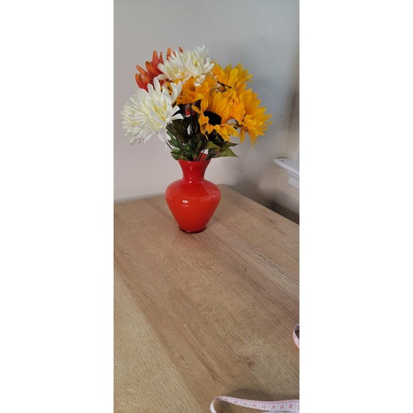Mid Century Hand-Blown Red and Orange Art Glass‎ Vase - Picture 1 of 4